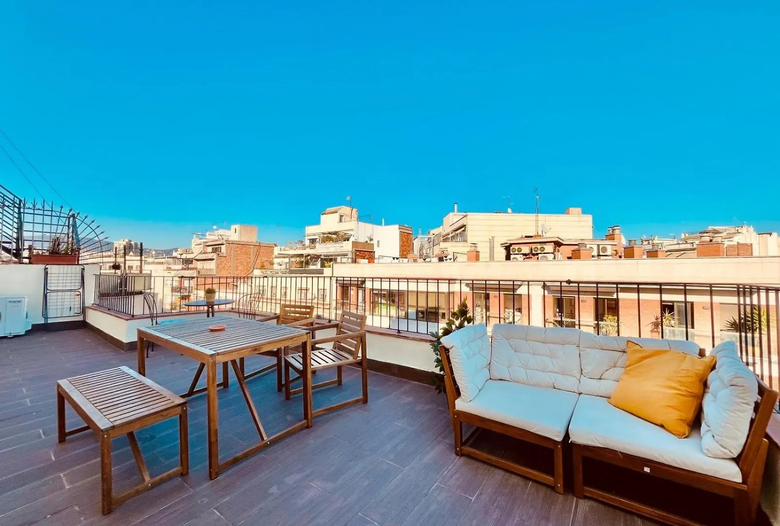Appartamento Ola Living Sant Antoni Market Barcellona